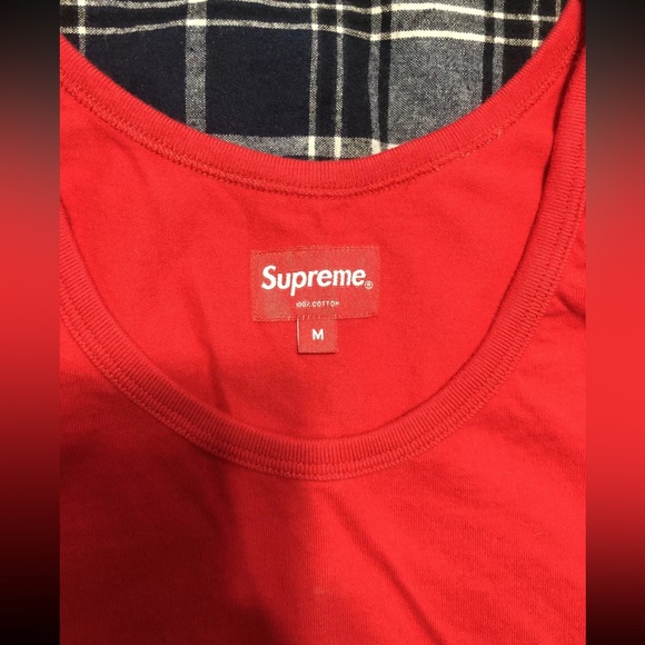 Supreme - Picture 3 of 6